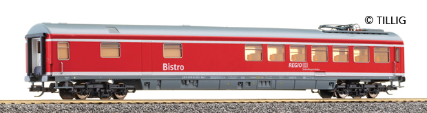 Restaurant car in Regio livery<br /><a href='images/pictures/Tillig/13696.jpg' target='_blank'>Full size image</a>